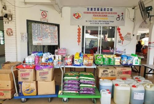 Extend-Your-Hands-And-Offer-Your-Love-Charity-Event-1